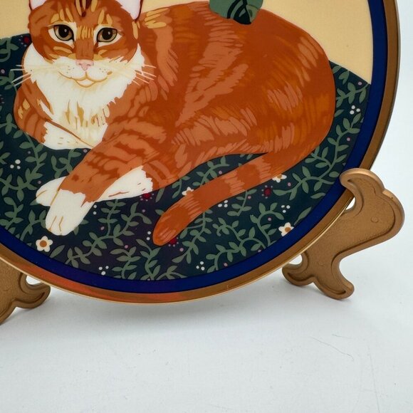 Crowning Touch Décor Porcelain Cat Feline and Flowers Collector's Plate Japan Ca - Picture 5 of 9